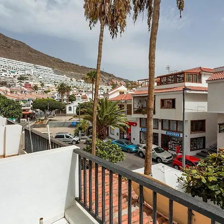 One-bedroom With Views Of Los Gigantes *