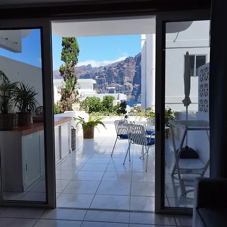 One-bedroom With Views Of Los Gigantes